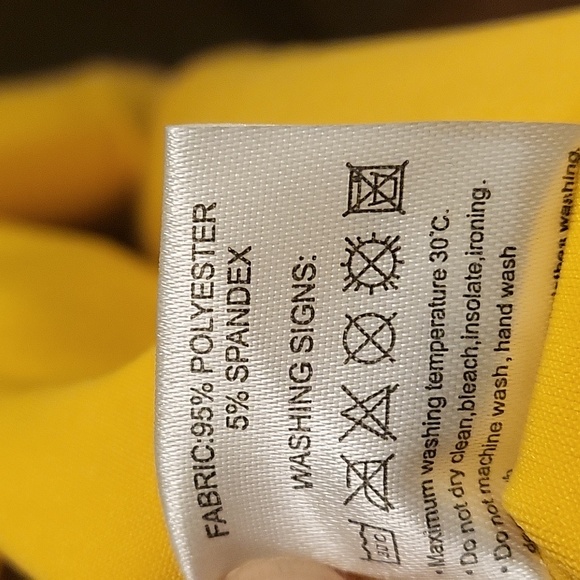 Urban Coco Shiny Gold Flare pleated mini skate skirt. Size M - Picture 7 of 8